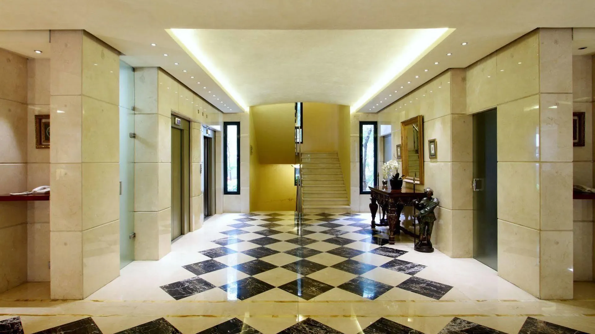 ****  Promenade Hotel Zalqa Lebanon