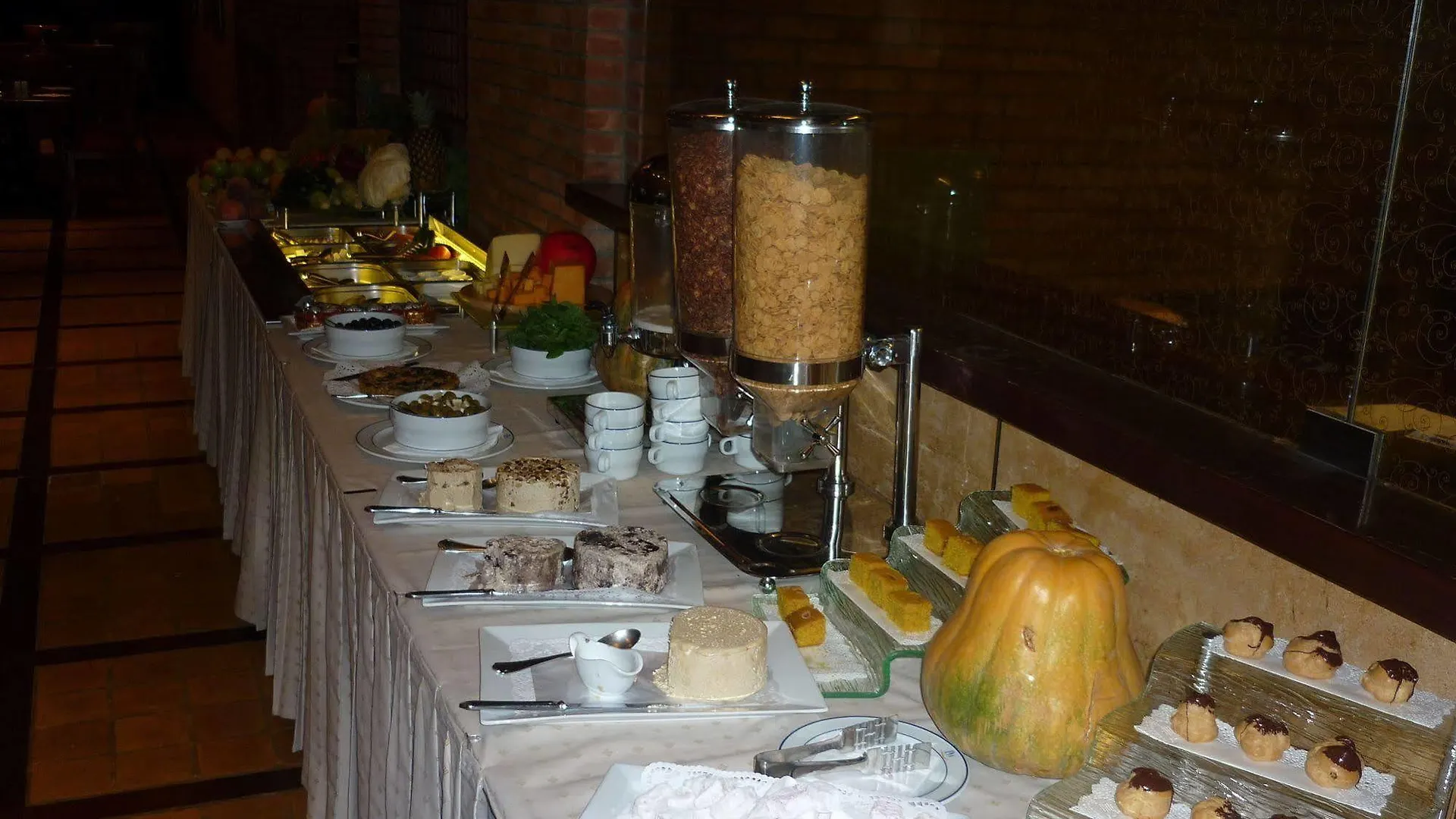 Promenade Hotel Zalqa